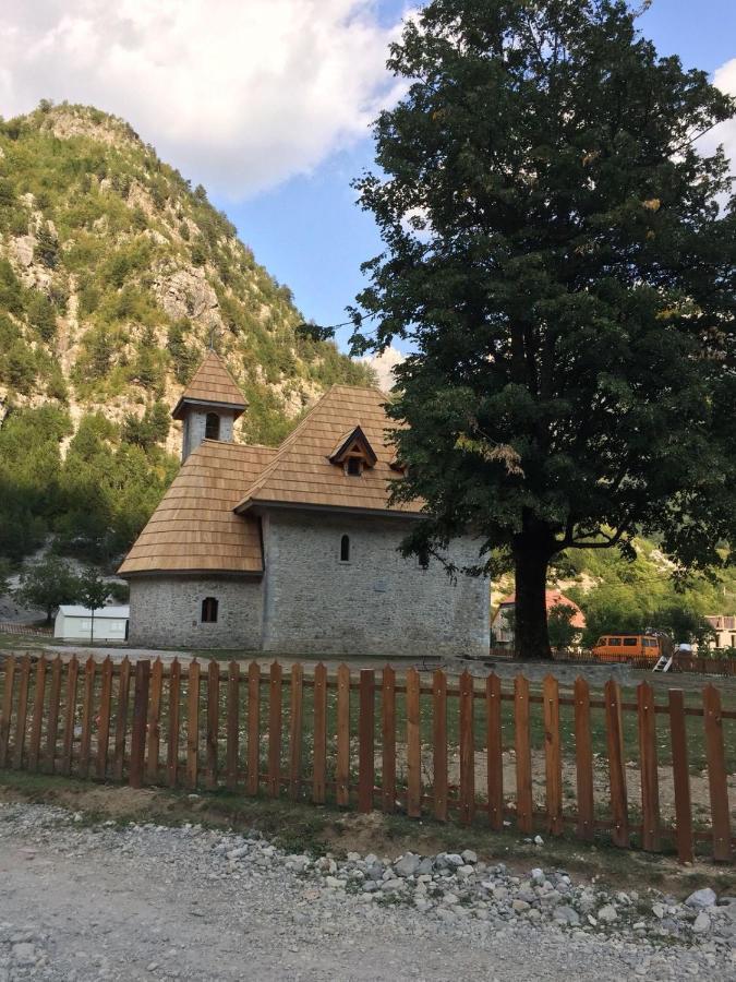 Bed and Breakfast Bujtina Pllumi Тети Экстерьер фото